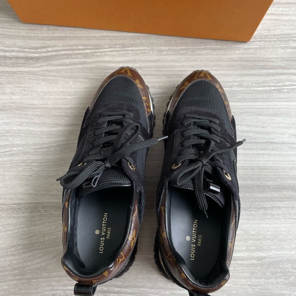 Authentic Louis Vuitton Runaway Leather Sneakers - Picture 5 of 12